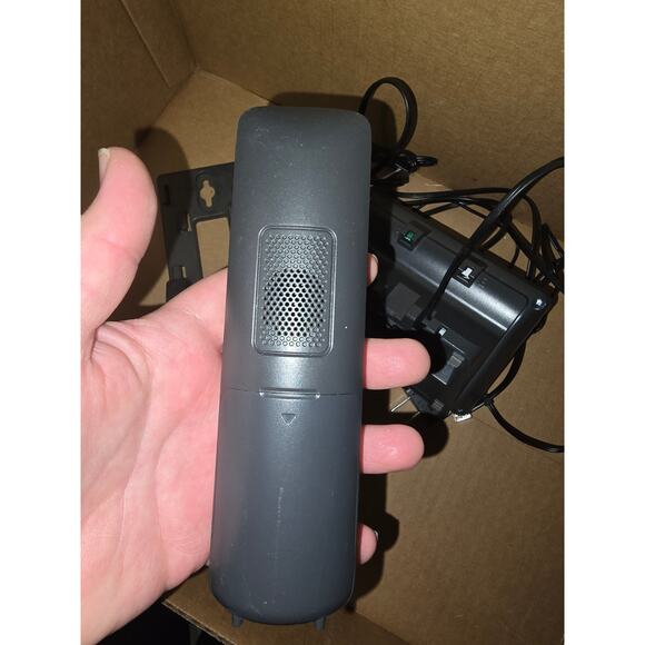 AT&T Cordless Phone System Digital Answering Machine - Picture 4 of 9